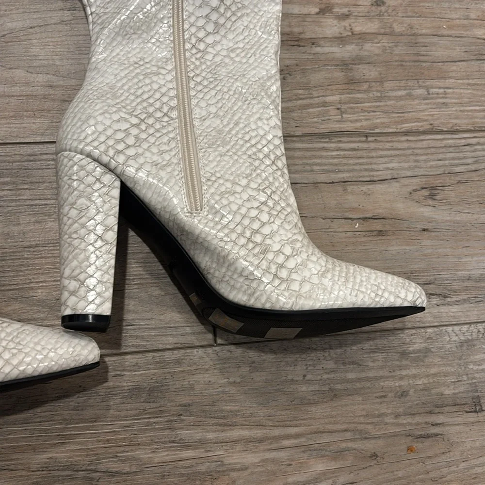 White Cow Girl Western Oven The Knee / Thigh Boots